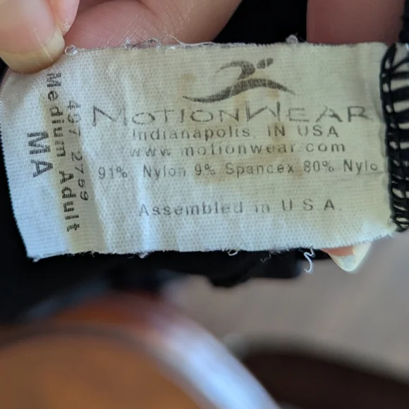 Motionwear Black Fitted Cap Sleeve Leotard - Picture 2 of 6